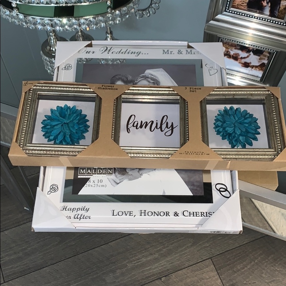 Picture frame bundle